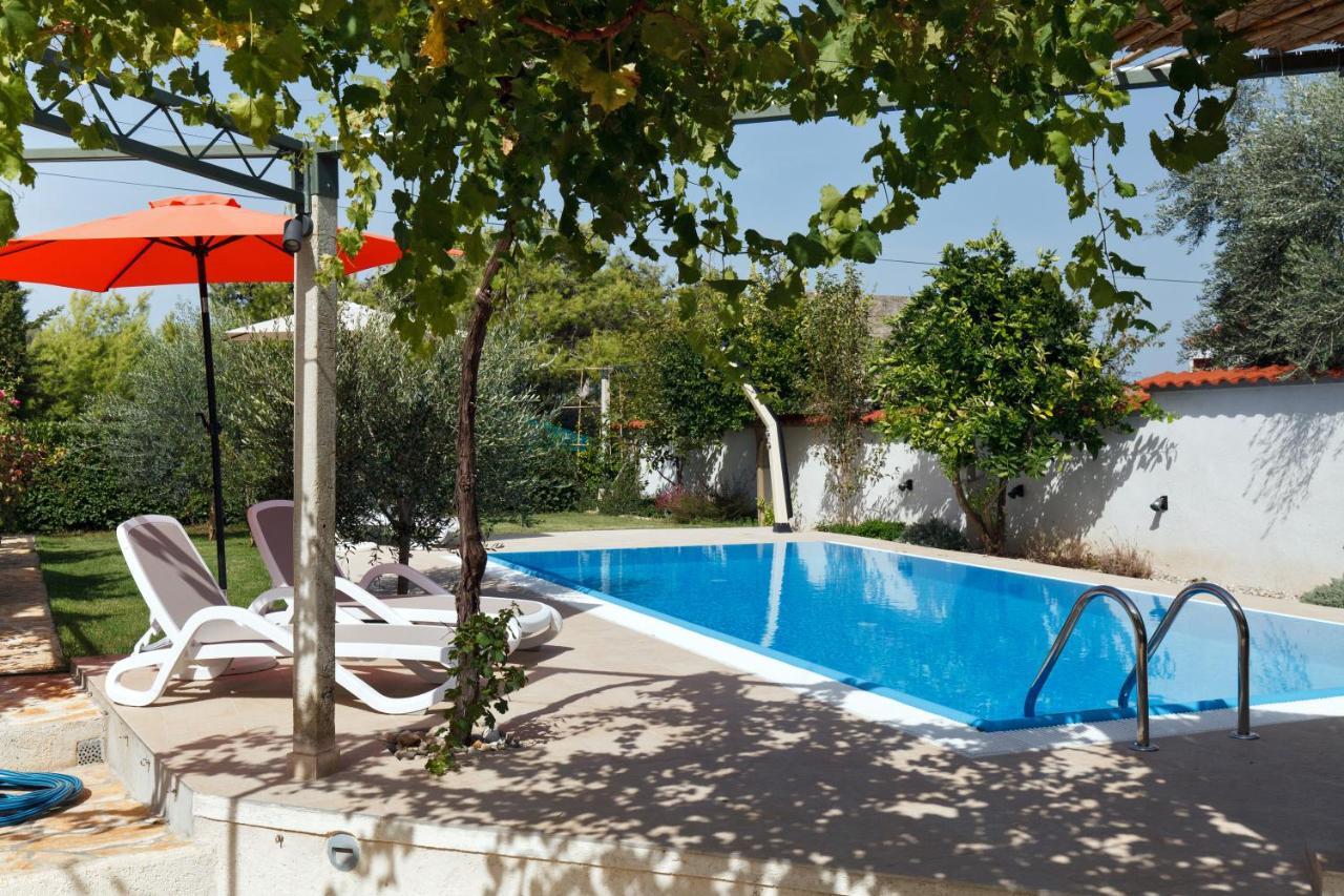 Villa Luna Sutomiscica Exterior photo