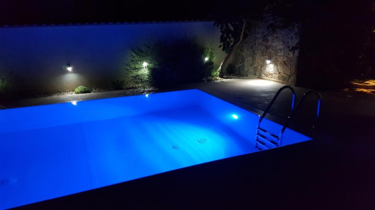 Villa Luna Sutomiscica Exterior photo